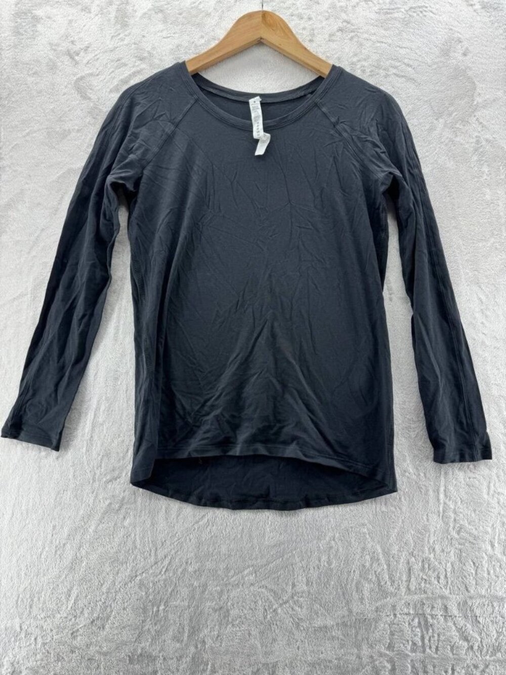 NWOT - Lululemon Emerald Long Sleeve Black | SIZE: 4